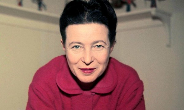 La peligrosa comunista Simone de Beauvoir: vocera del filicidio y la ideología del género.